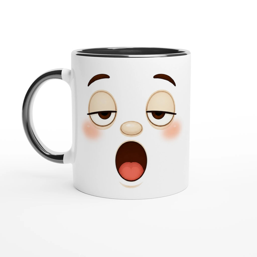 Mug blanc à bord sombre et poignée noire, visage kawaii aux joues rosées.
