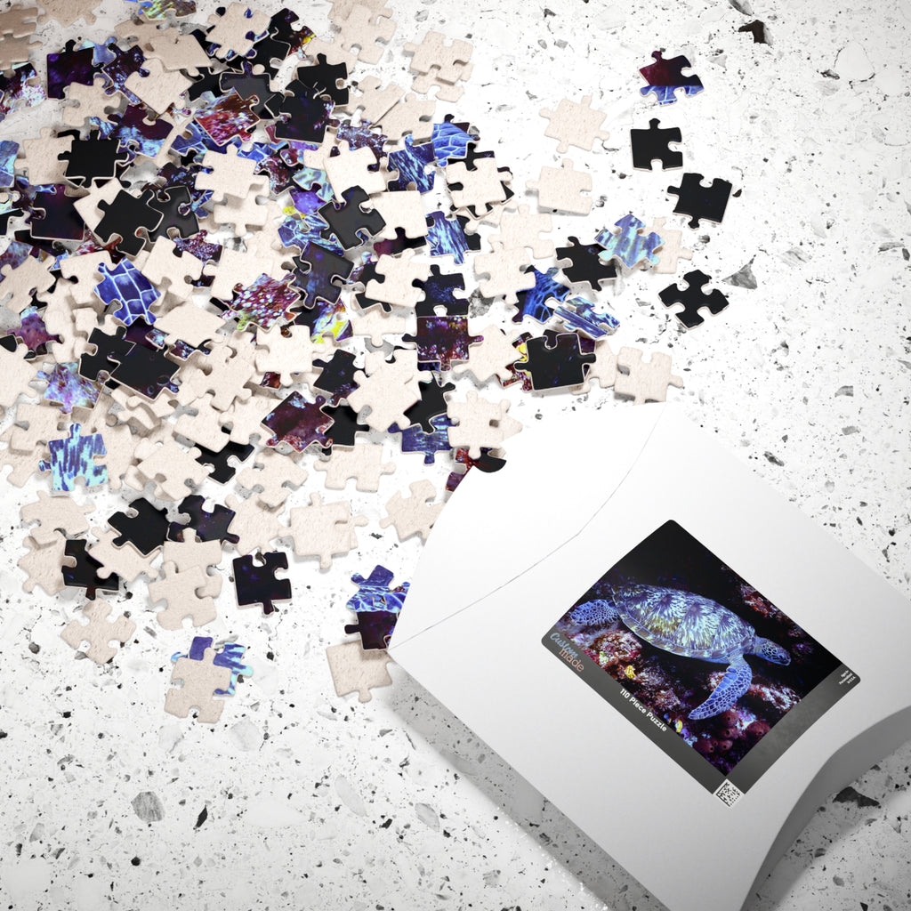 Jeu de puzzle tortue marine: pièces découpées et boîte d’image du motif