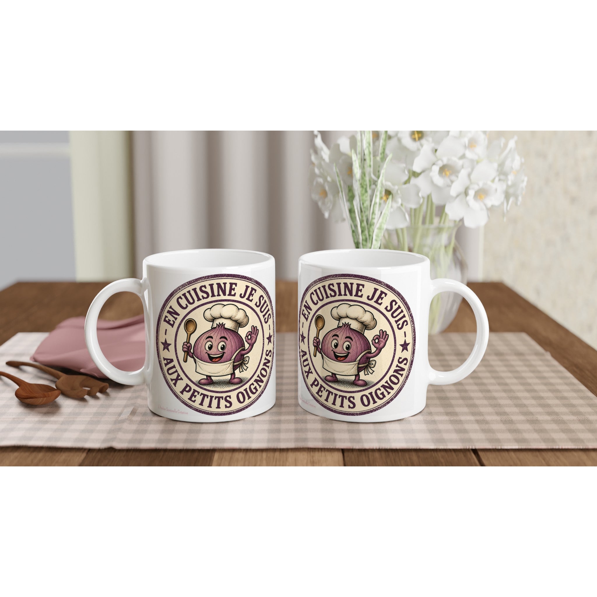 Paire de mugs blancs en céramique, motif « En cuisine je suis »