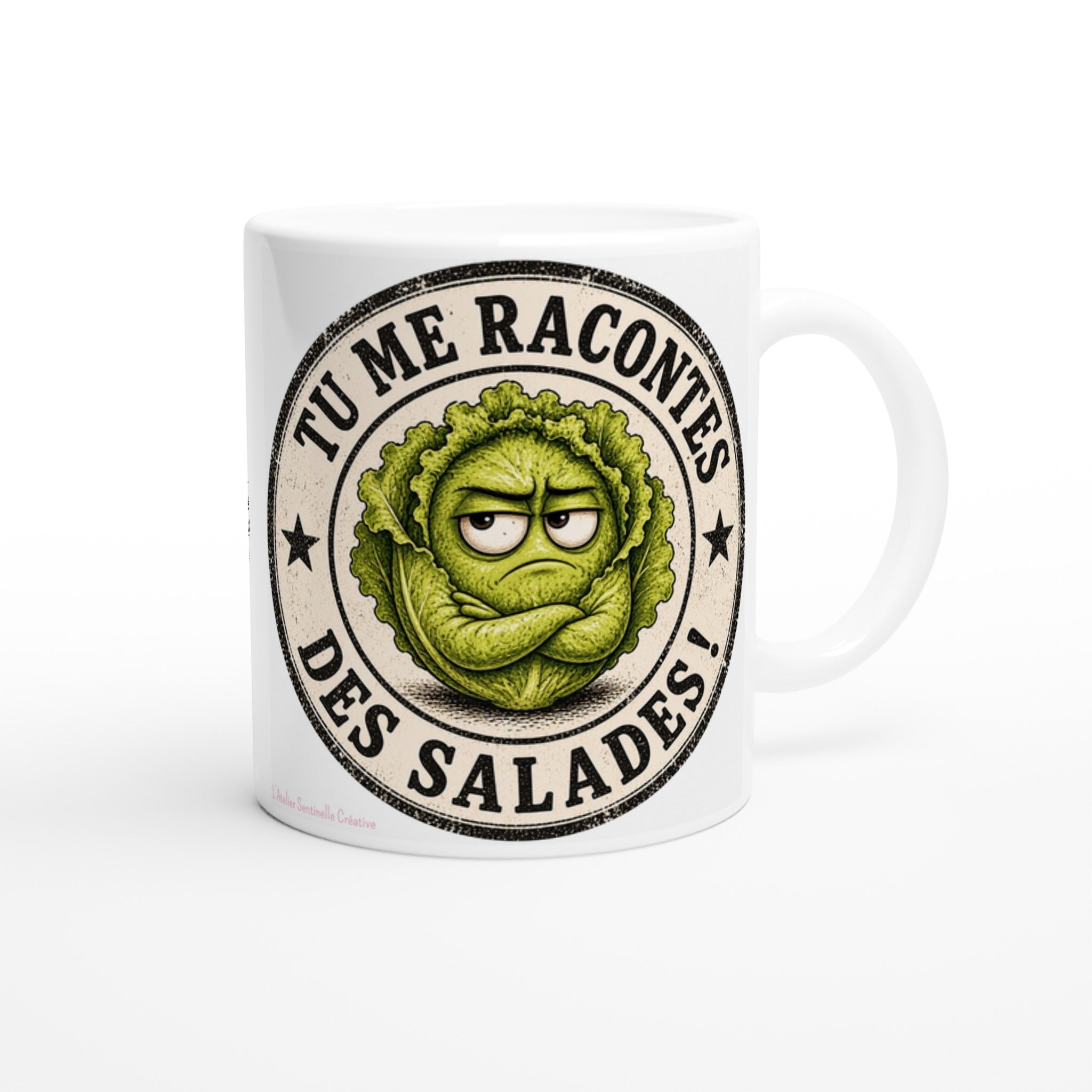 Mug blanc en céramique avec logo rond visage de salade verte et texte « Tu me racontes des salades »