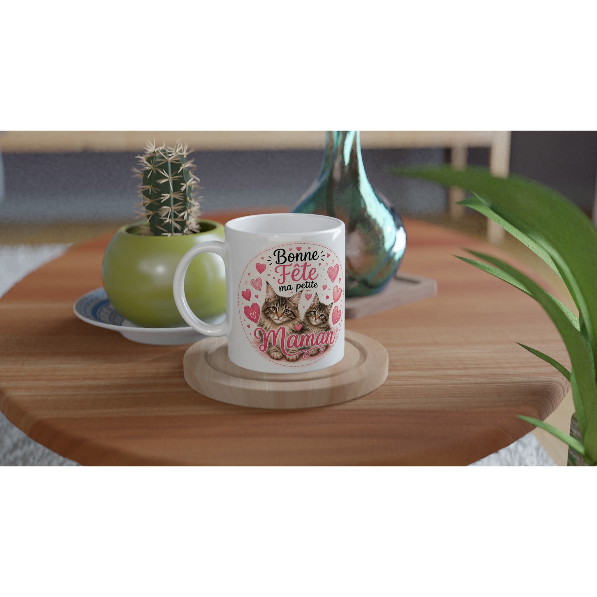 Mug blanc « Bonne Fête ma petite Maman » avec chatons sur soucoupe en bois