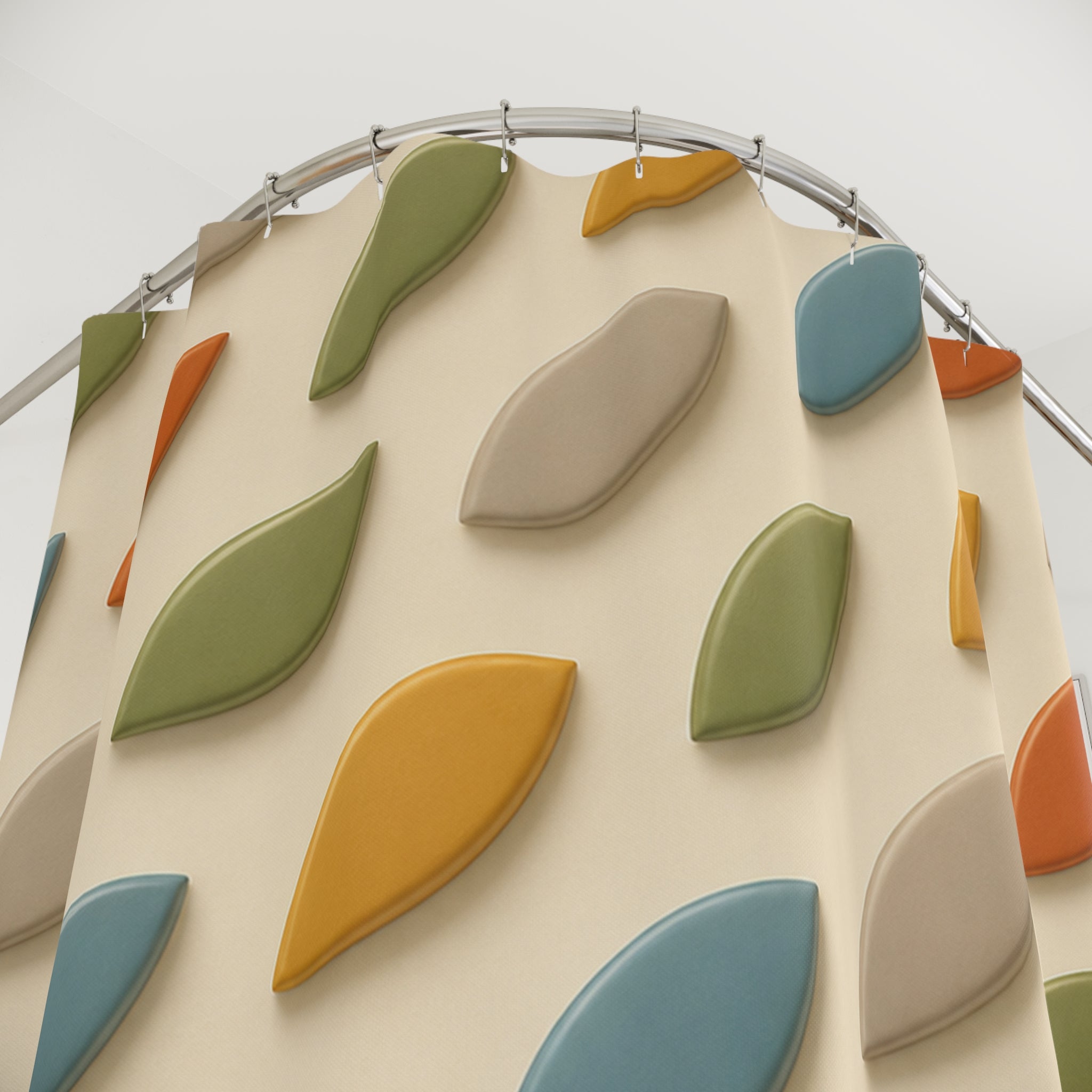 Rideau de douche tissu crème, motif feuilles rétro bleu, vert, orange et jaune.
