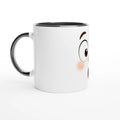 Mug en céramique blanche avec bord et anse noirs, œil kawaii abeille visible