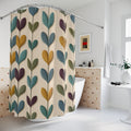 Rideau de douche à motif feuilles multicolores rétro, sur tringle, fond clair.