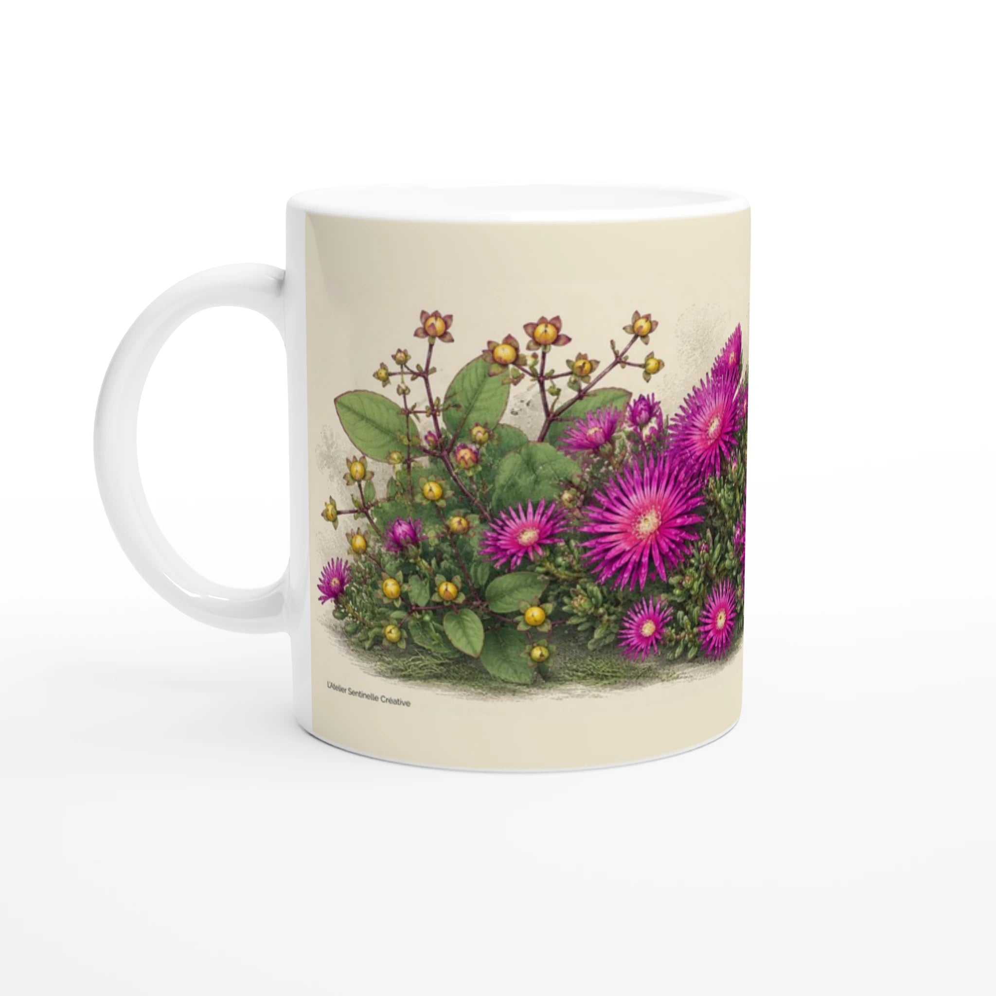 Mug blanc uni avec motif floral botanique violet et vert, vue de face en studio