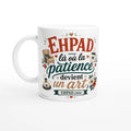 Mug en céramique blanche à anse blanche, motif EHPAD sur fond blanc