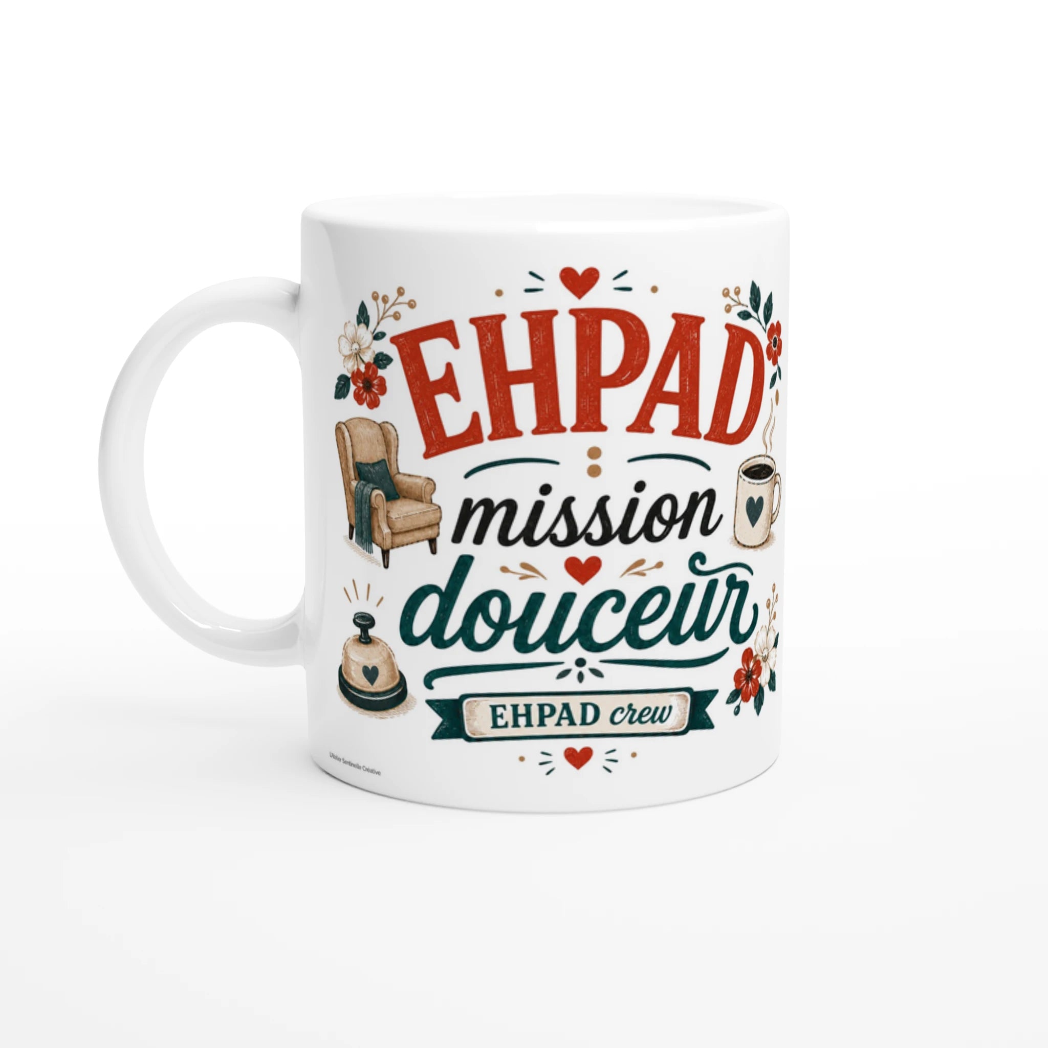 Mug blanc à anse blanche avec inscription « EHPAD mission douceur ».