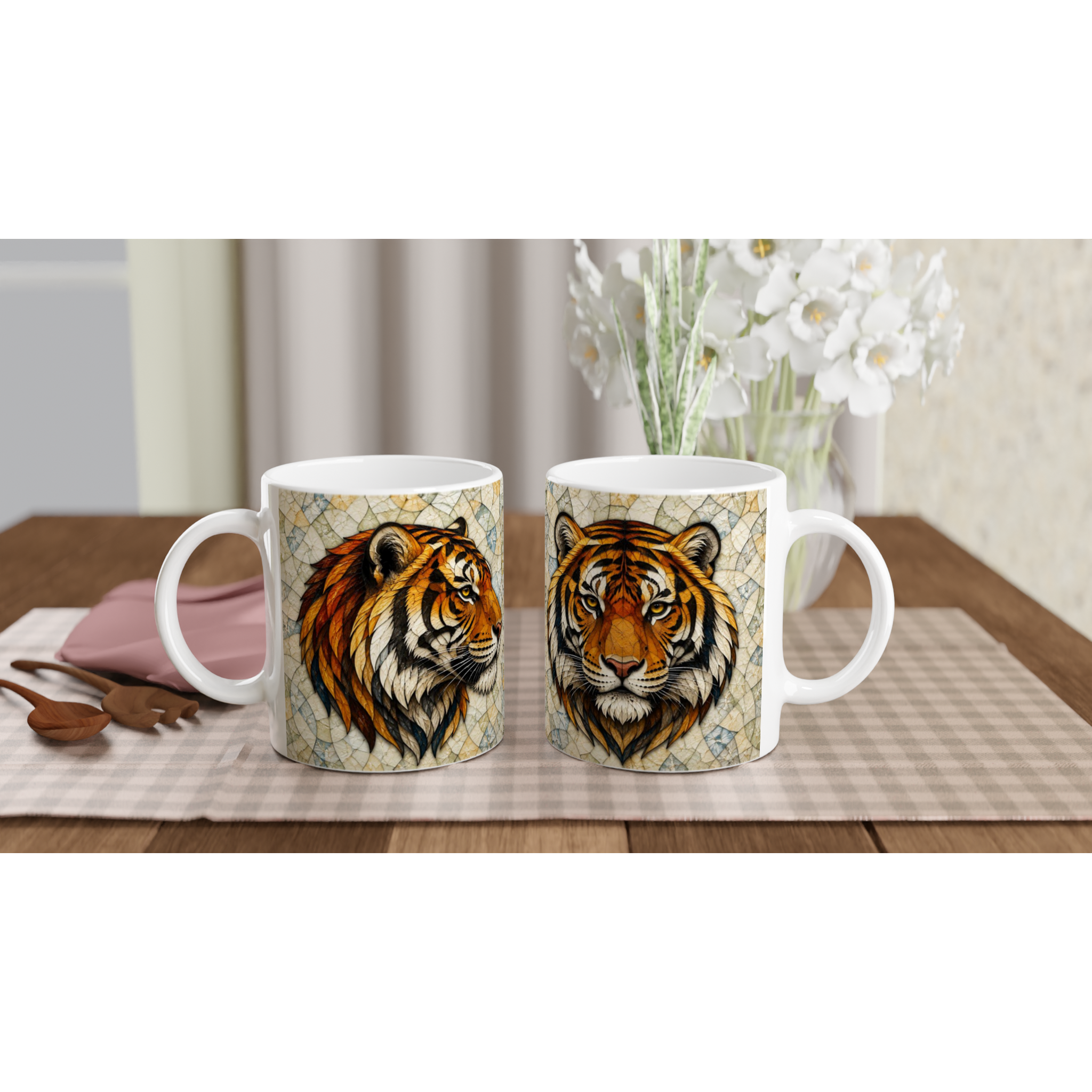 Paire de mugs en céramique blanche avec motifs tigre identiques