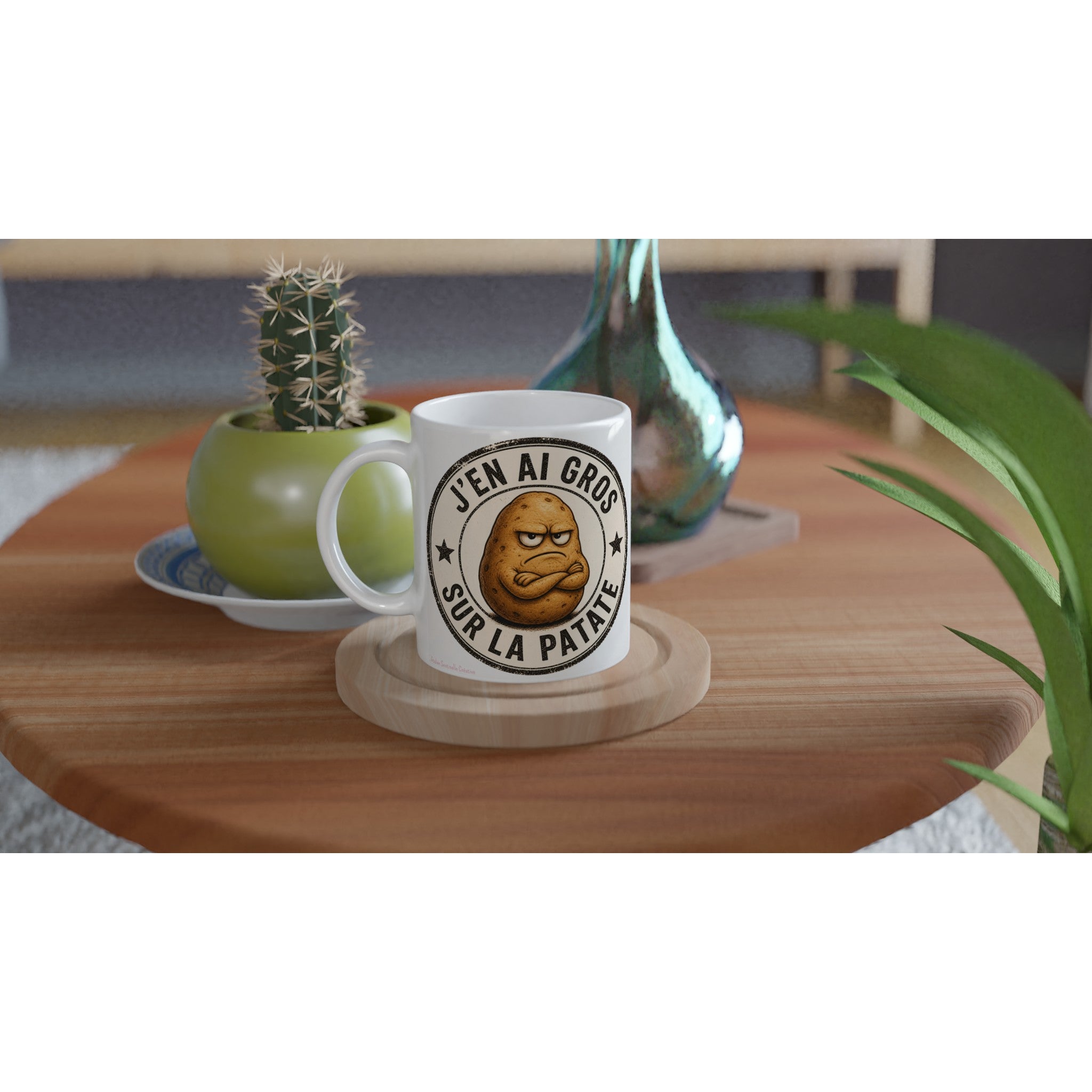 Tasse blanche avec visage de pomme de terre sur lettrage circulaire « J’EN AI GROS SUR LA PATATE »