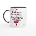 Mug en céramique blanc à anse noire, texte « Je recharge quand ? »