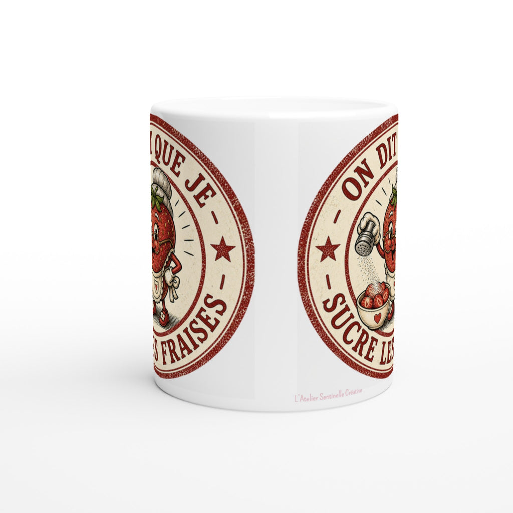 Mug en céramique blanche vu de dos, motif circulaire rouge sur le côté.
