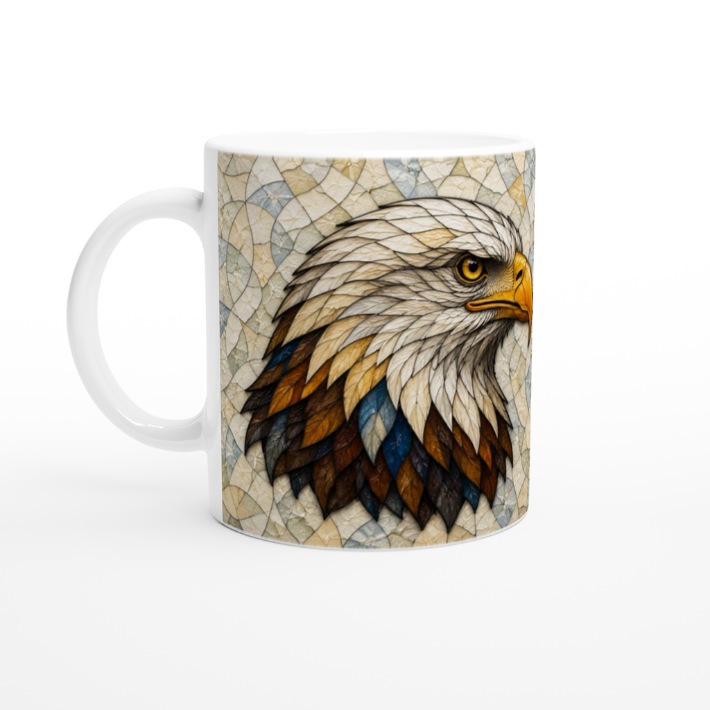 Tasse en céramique blanche avec motif tête d’aigle vue de profil, anse sur le côté