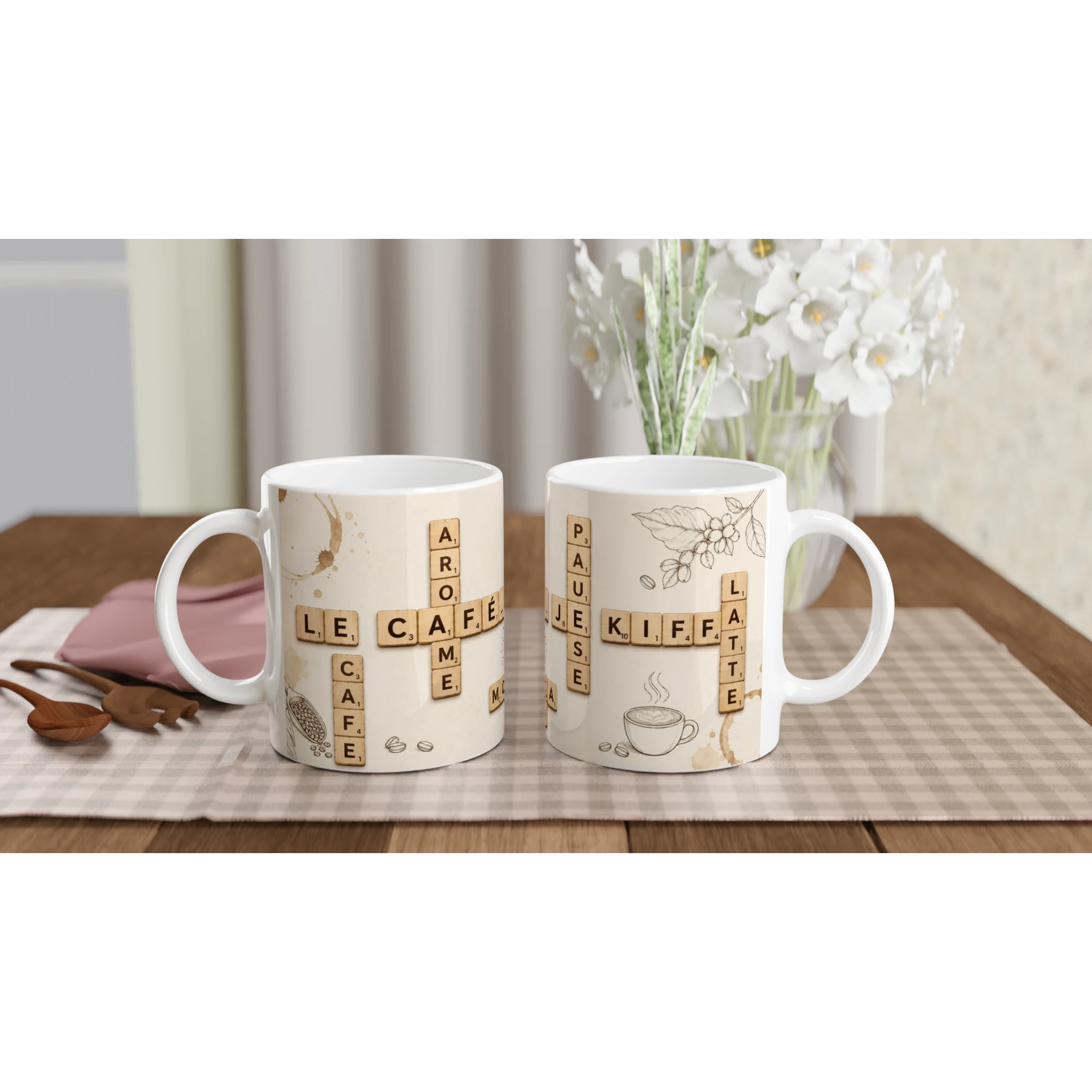 Mug en céramique blanc avec lettres style Scrabble et motif café