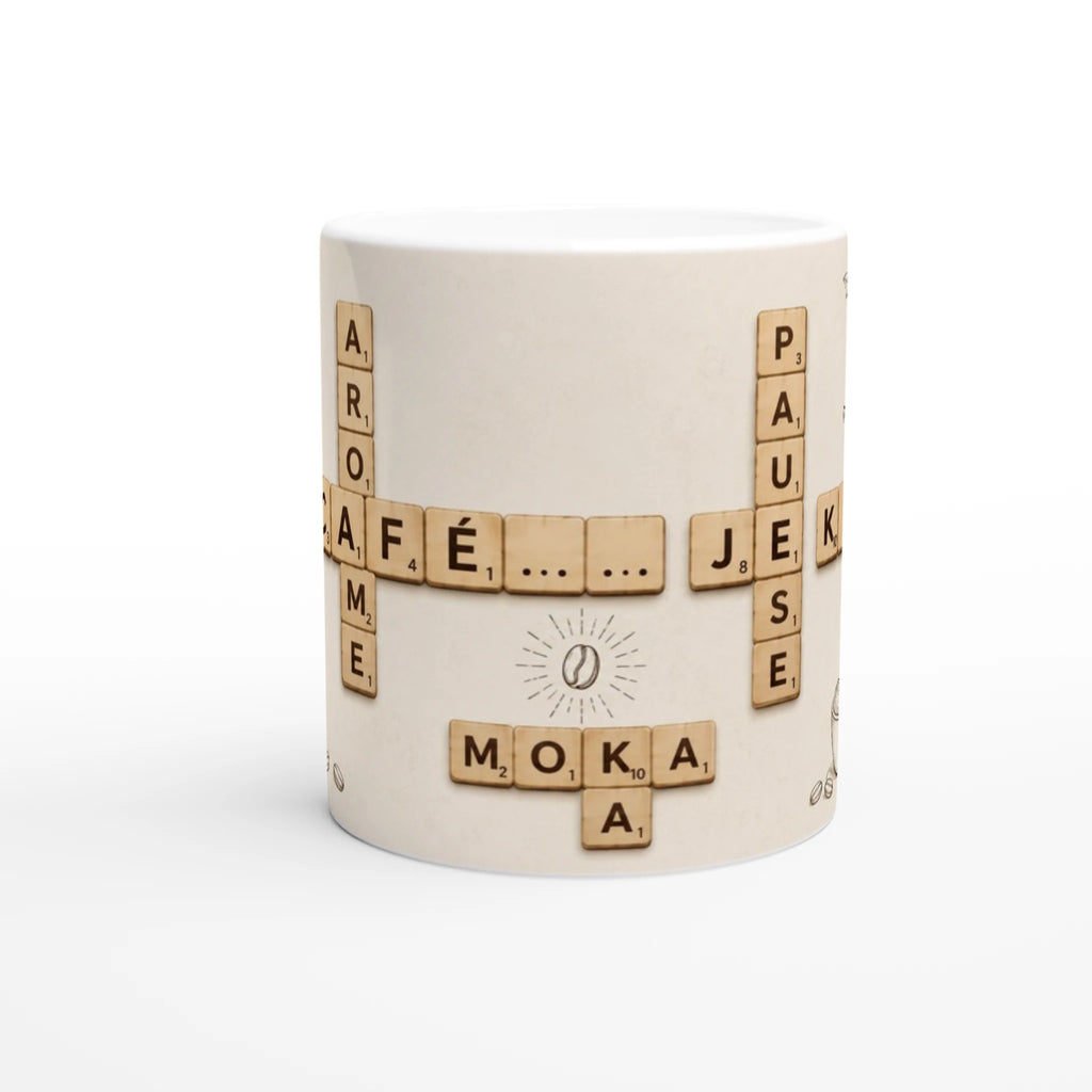 Mug blanc avec lettres style Scrabble en colonnes et motif central soleil