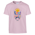 T-shirt enfant col rond rose clair, imprimé soleil coloré, étoiles et texte