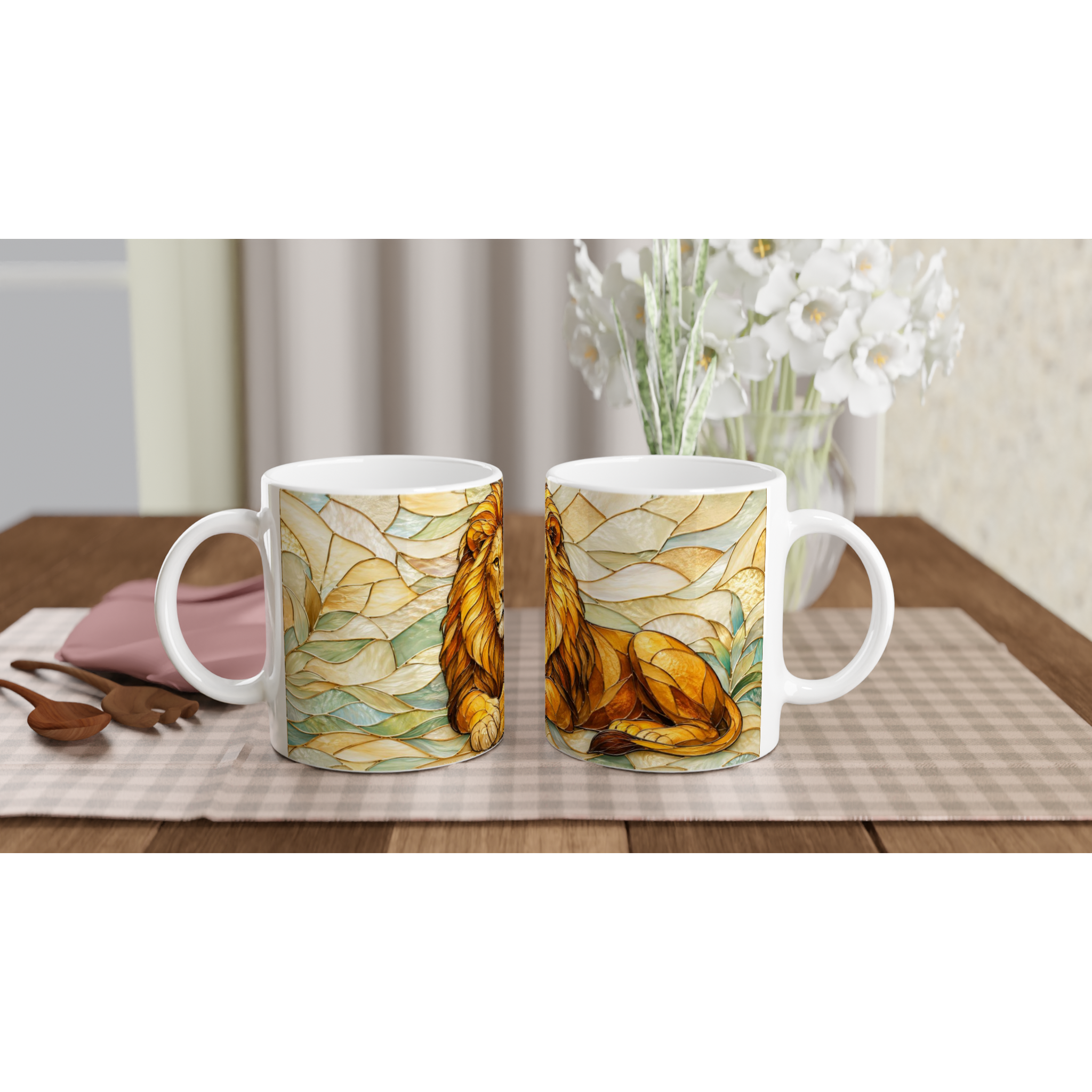 Deux mugs en céramique blancs au motif lion doré et feuilles vertes