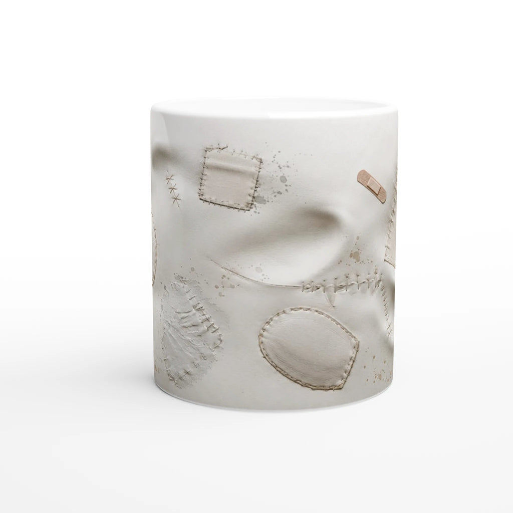 Mug en céramique blanche avec patch carré et formes ovales en relief