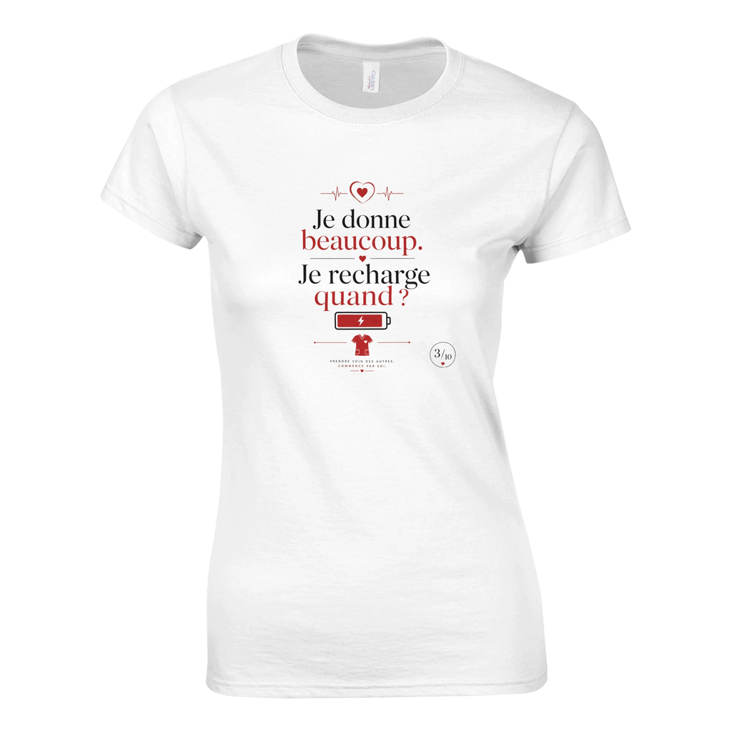 T-shirt blanc à message humoristique rouge avec cœur, col rond et manches courtes.