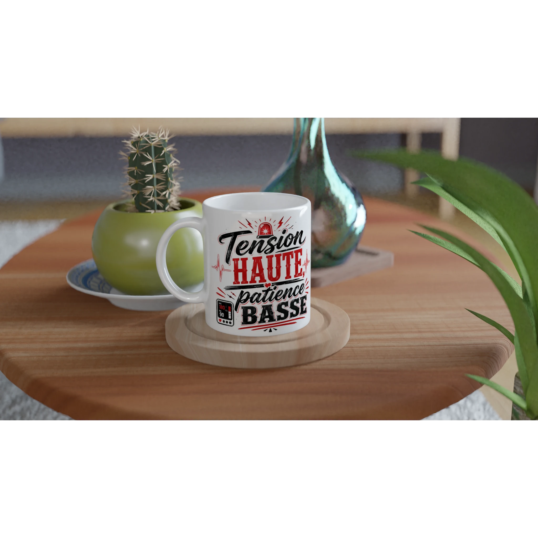 Mug en céramique blanc sur base, impression « Tension HAUTE patience BASSE ».