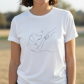 T-shirt unisexe bleu clair à motif line art de chien et petit cœur, col rond.