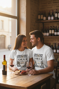 T-shirts unisex blancs à motif « AMOUR » vus de face, encolure ronde