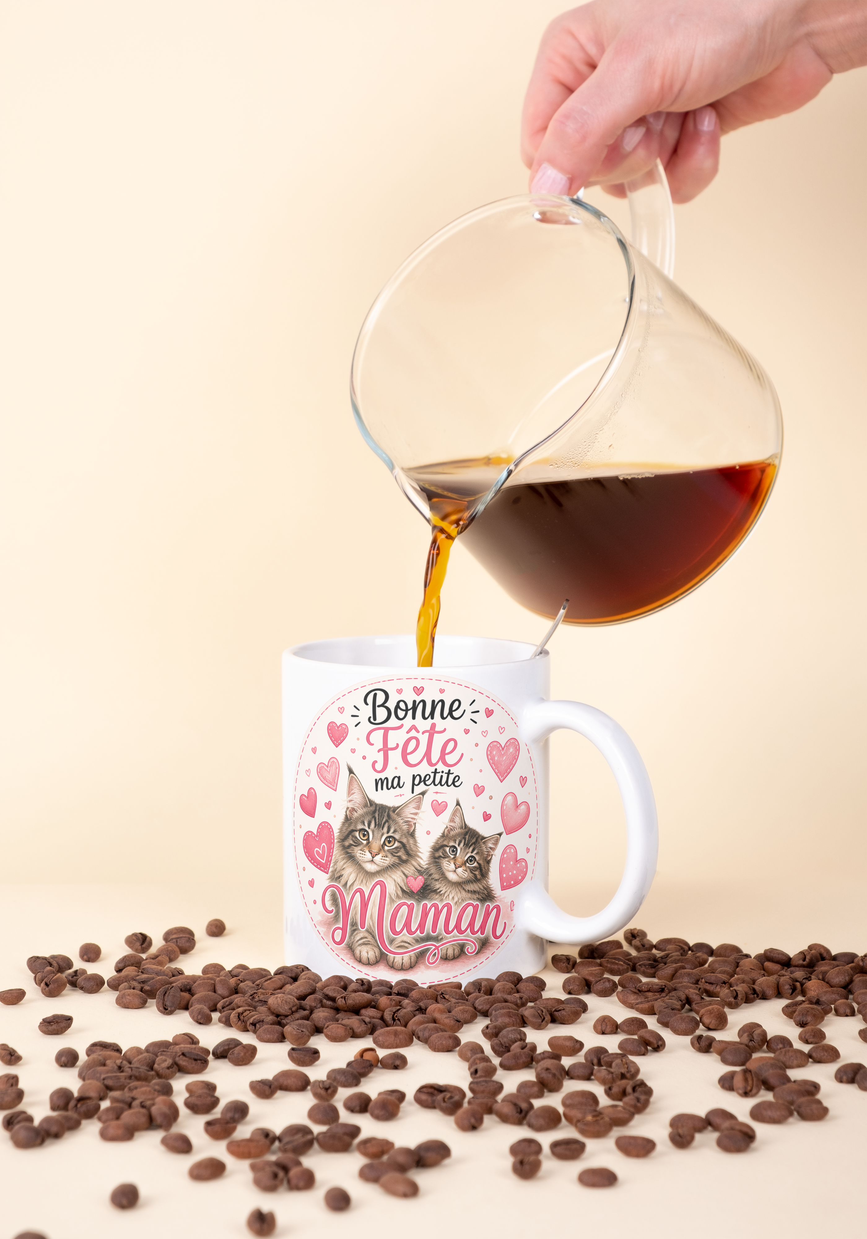 Mug blanc avec message « Bonne Fête ma petite Maman » et chatons au centre